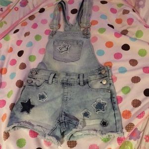 Overall shorts